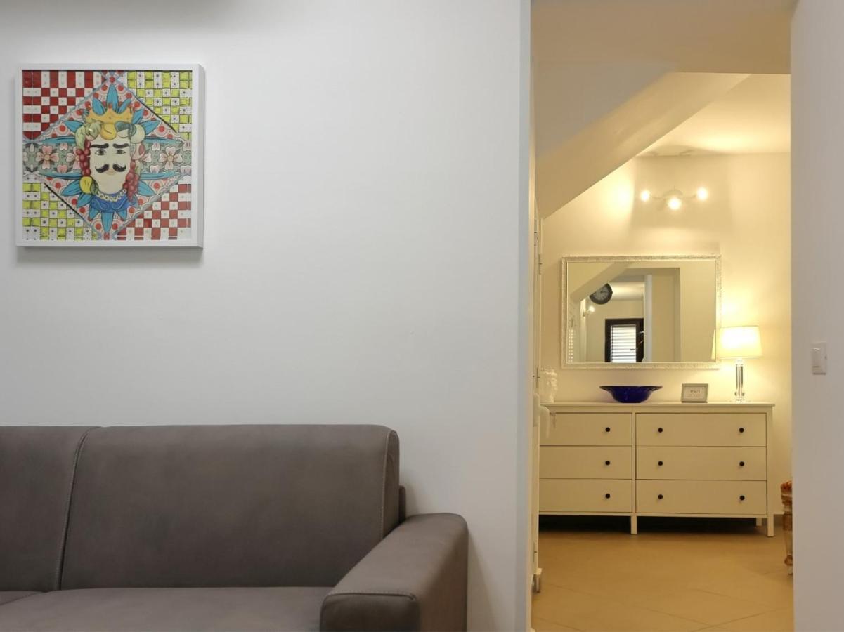 Bonello House Cattedrale Apartment Palermo Luaran gambar