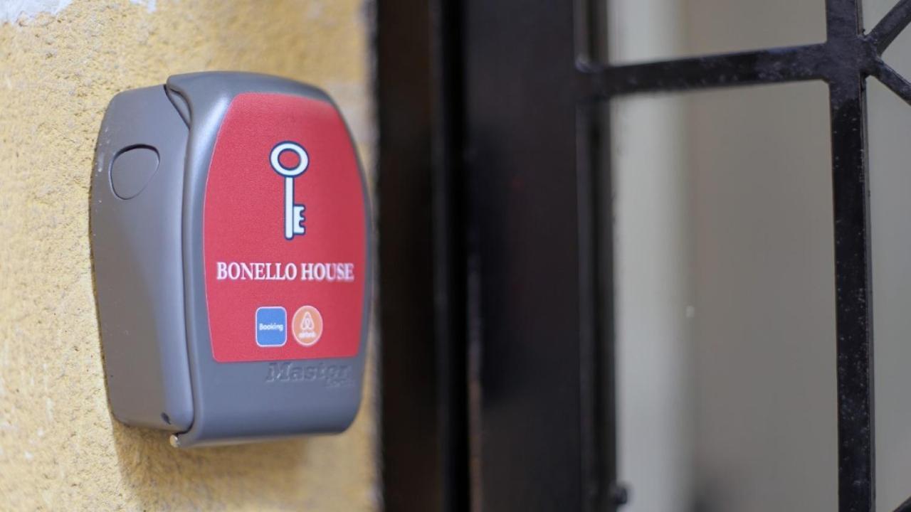 Bonello House Cattedrale Apartment Palermo Luaran gambar